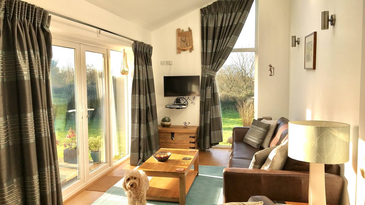 Sidmouth House | Kokopelli cottage near the Donkey sanctuary Sidmouth , modern and pet friendly.