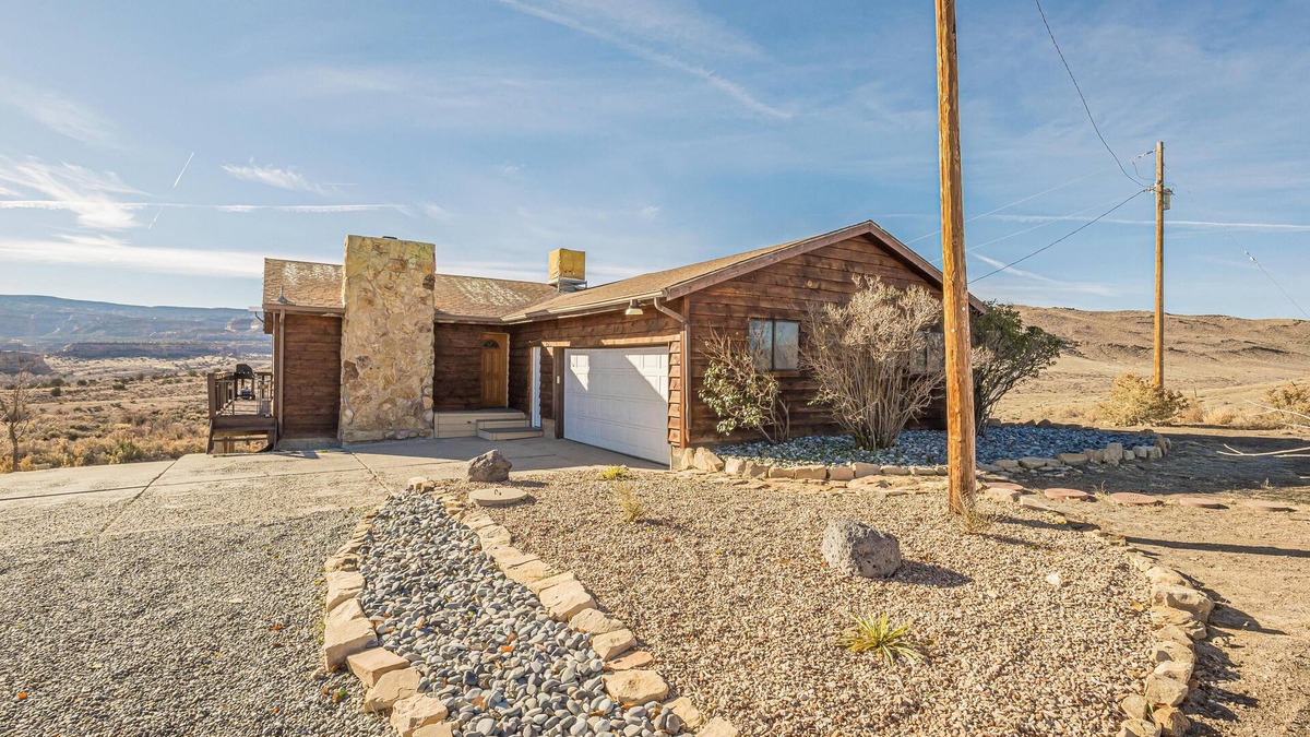 Loma House | Kokopelli I: Hike, Relax, Enjoy the Views