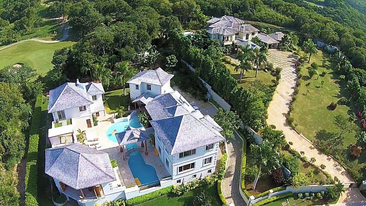 Tryall Villa | Kolibri Villa Luxury Fully Staffed 5 Bedroom Villa with Ocean Views