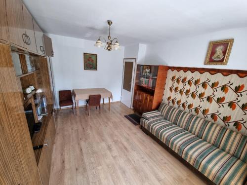 Krakow Apartment | Komfortowe mieszkanie w centrum lecz na uboczu