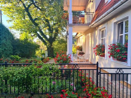 Naleczow House | Komfortowe Pokoje Samoniówka