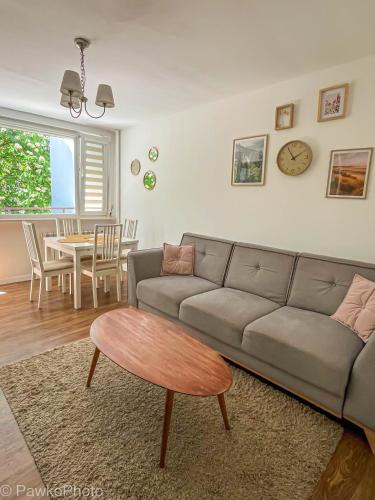 Sielce Apartment | Komfortowy 3 pokojowy Apartament z Balkonem