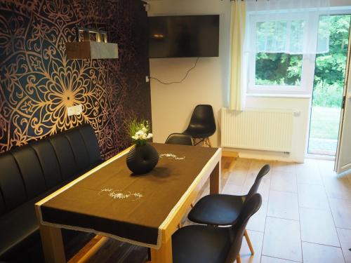 Kalwaria Zebrzydowska Apartment | Komfortowy apartament z bezpośrednim wyjściem na ogród