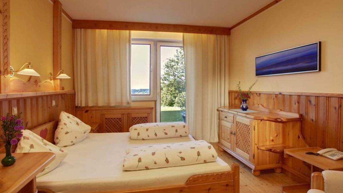 Eberstein House | Komfortzimmer Panoramablick - Biolandhaus Arche