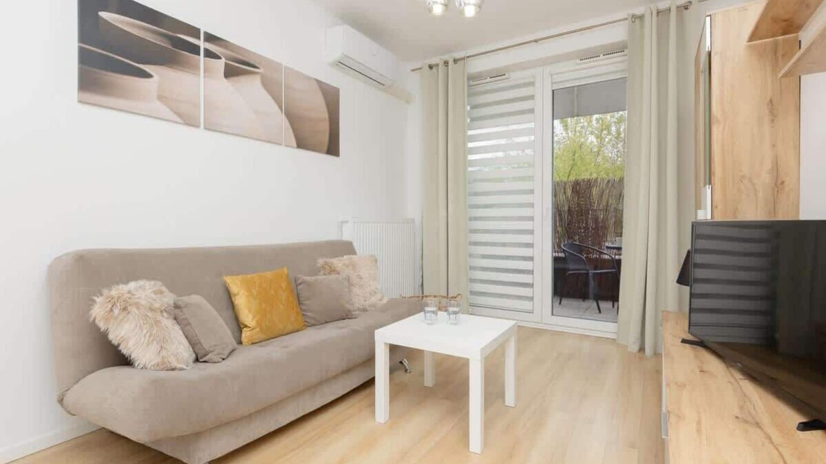 Mokotow Apartment | Komputerowa 8 | Air-conditioned flat | Parking