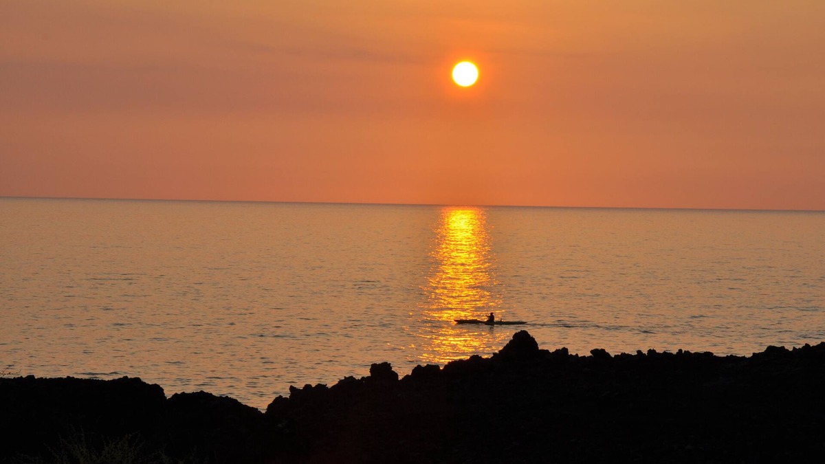 Kona Paradise House | Kona Cliff House at Pebble Beach - a romantic getaway!