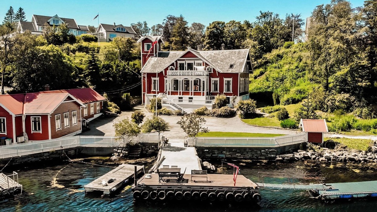 Godvik Apartment | "Kongen" - Seaview - Just 15 minutes from Bergen