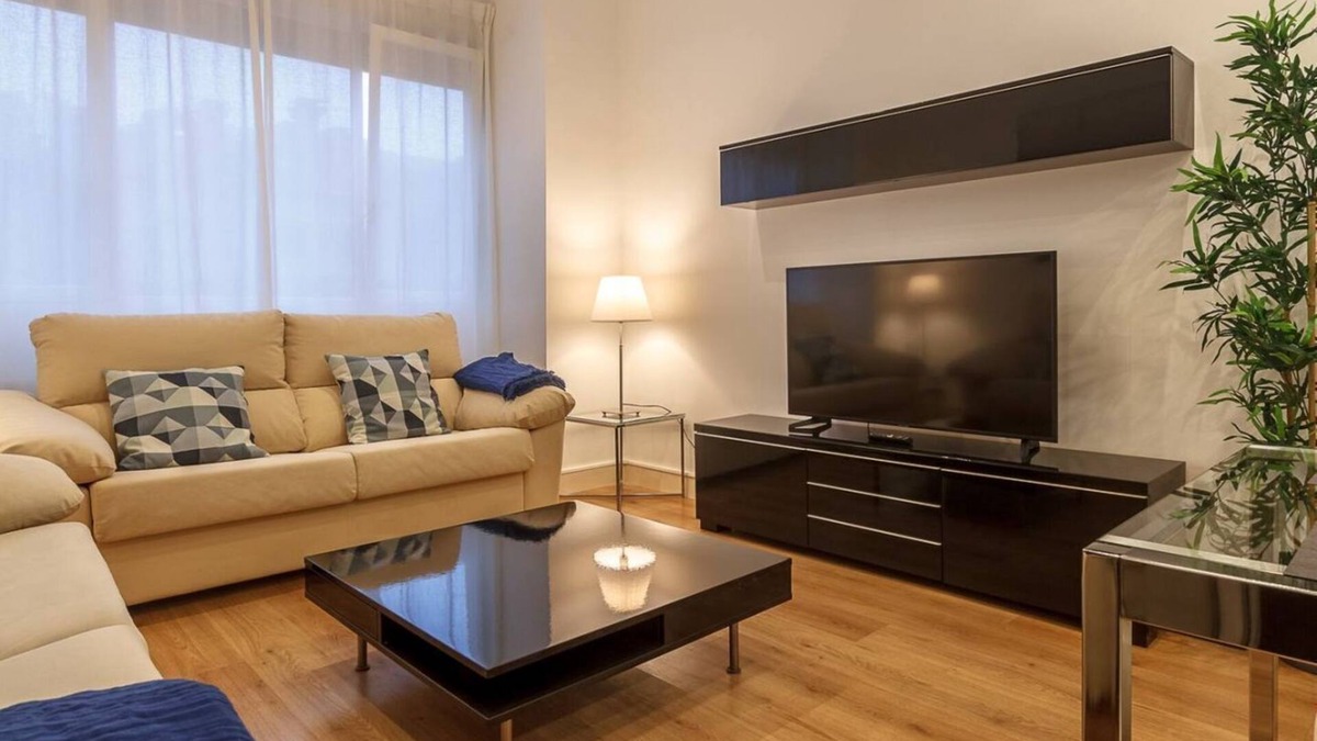 Algorta Apartment | Konporte Renovated Apartment With Wifi and Garage