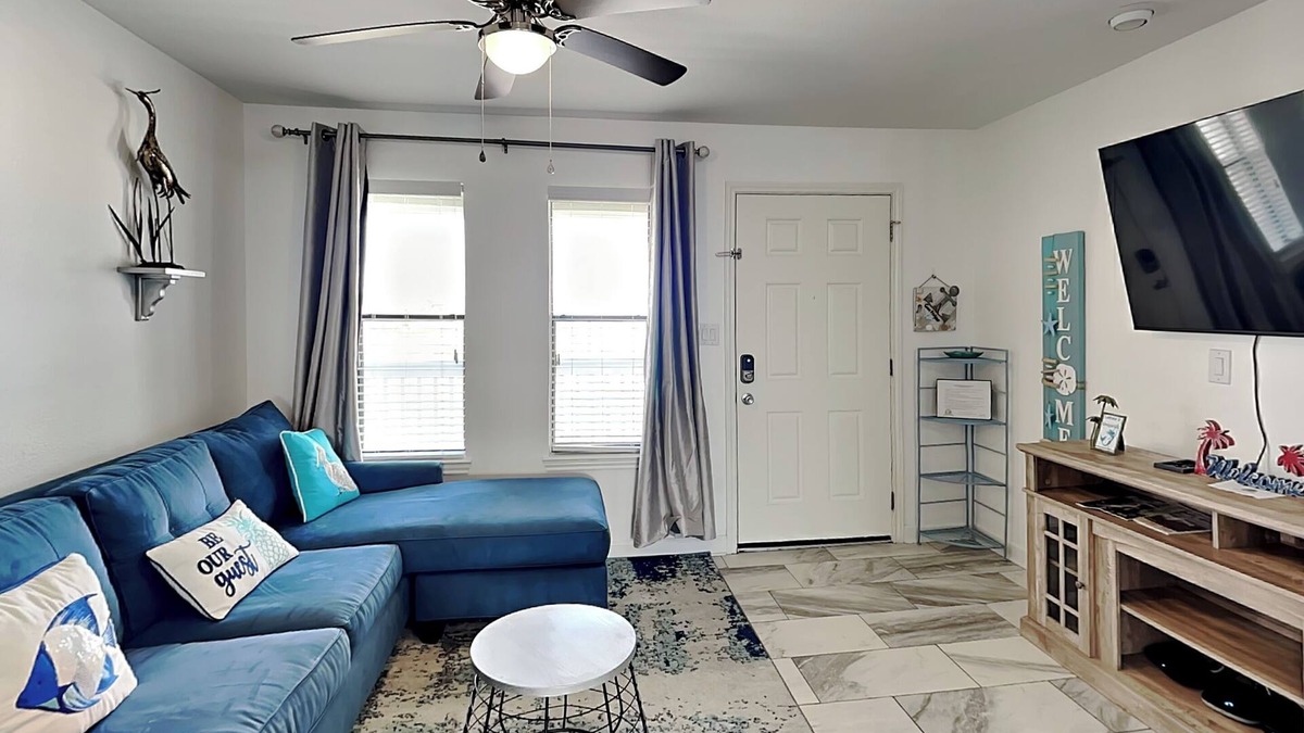 Rockport Condo | Kontiki Beach Resort #314 | Water Views + Pool
