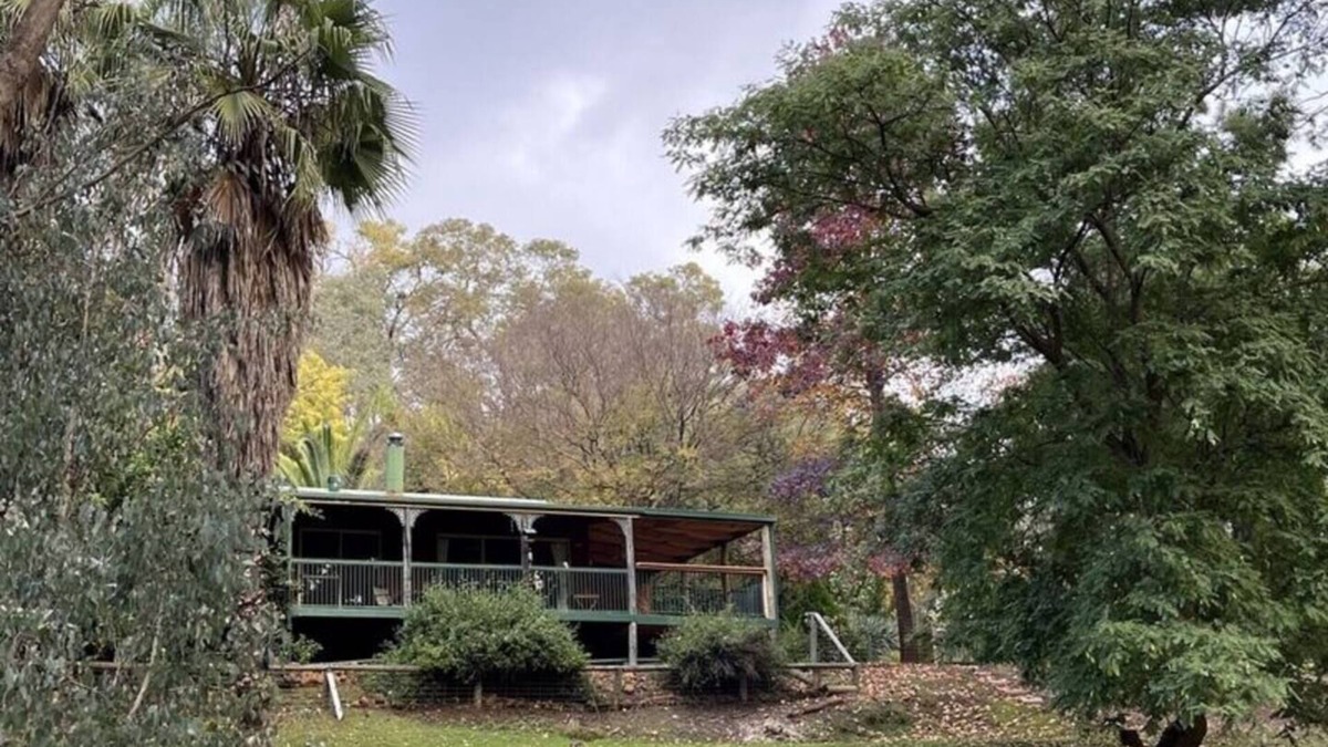 Nannup Cabin | Kookaburra Cottage at Fern Gulley