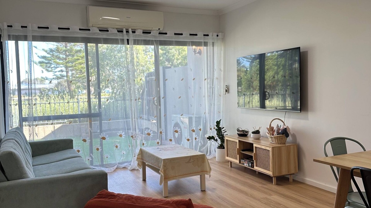 Bunbury House | Koombana Bay beach Homestay