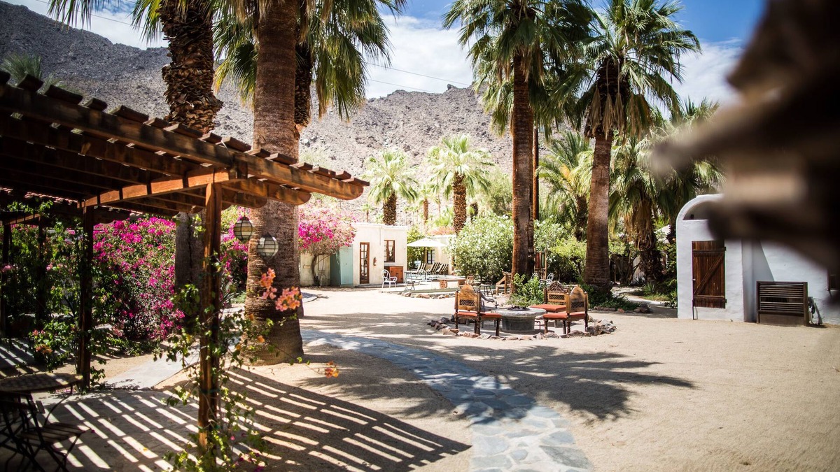 Historic Tennis Club Hotel | Korakia Pensione
