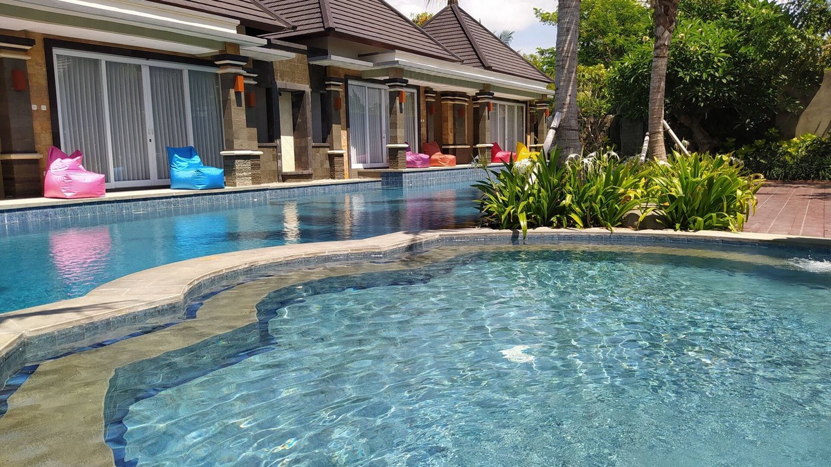 Gianyar Villa | Kori Maharani Villas - Lagoon Pool Access 3