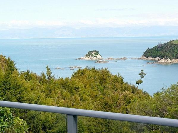 Ngaio Bay House | Korora - Kaiteriteri Beach House