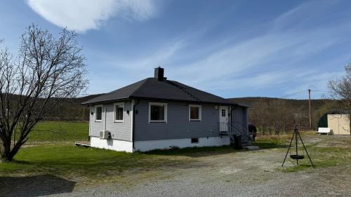 Porsanger House | Koselig hus i sentrum av Olderfjord