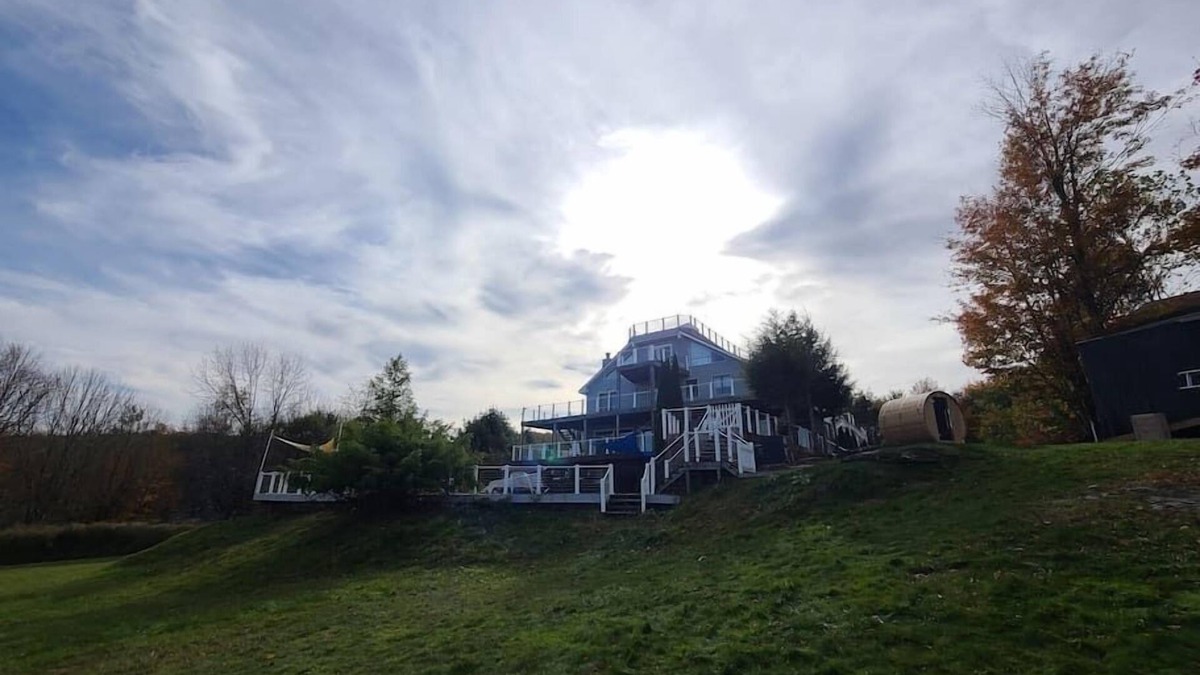 Monticello Villa | Kosher Catskills Getaway (See Description)
