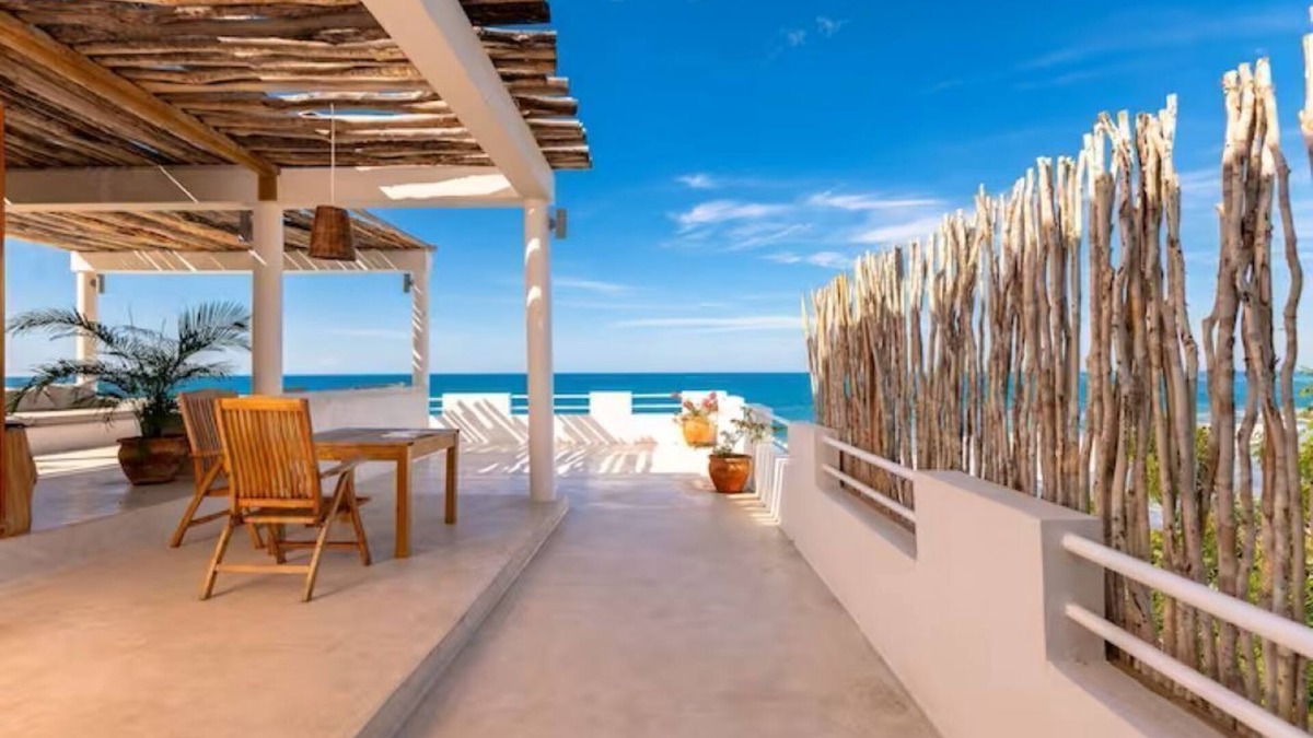 Treasure Beach Apartment | Kotch One Bedroom Sky Suite