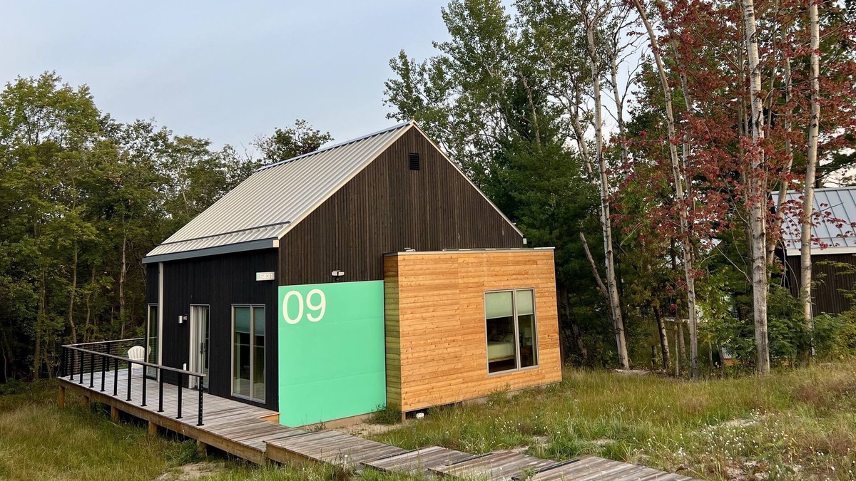 Acme Cabin | KOTI 9 (Two Bedroom) Traverse City's Scandinavian Cabins, vacation home on TART & mins to Traverse C