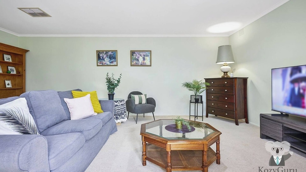 Glen Waverley House | KozyGuru | Glen Waverley | Quiet Home Near Park