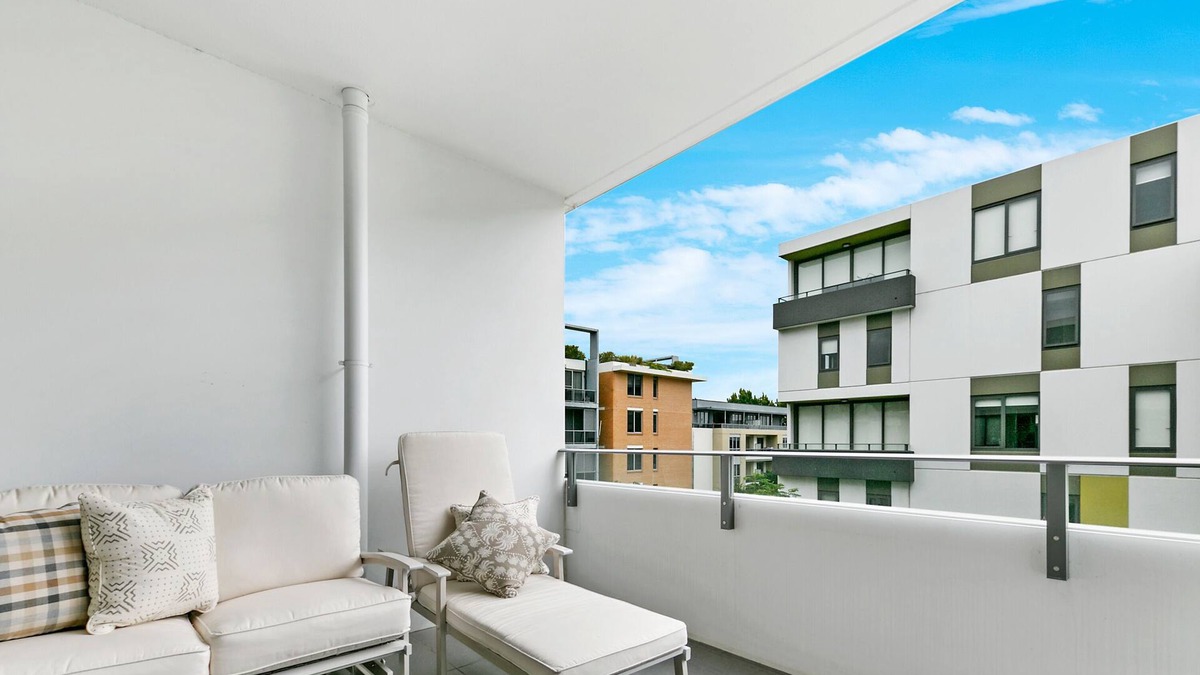 Mascot Apartment | KOZYGURU | Mascot 2 Bed APT | FREE Double-PARKING