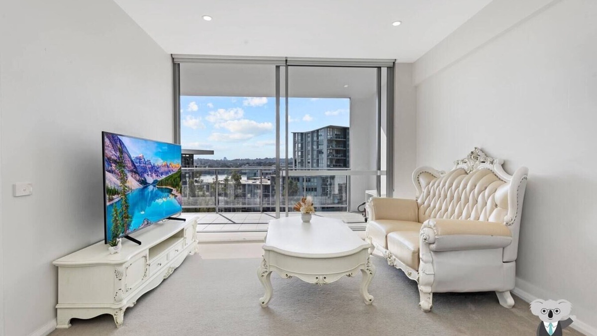 Rhodes House | KozyGuru | Rhodes | Prime Location | Free Parking