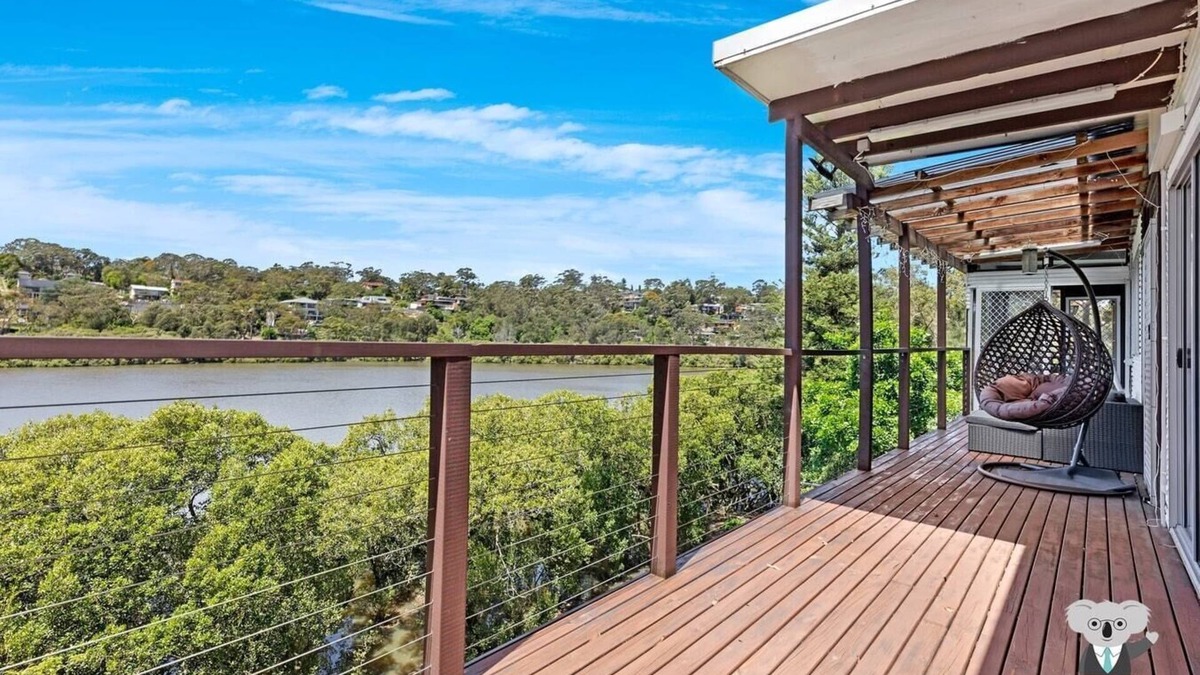 Padstow Heights House | KozyGuru | Waterfront Holiday House with Kayak