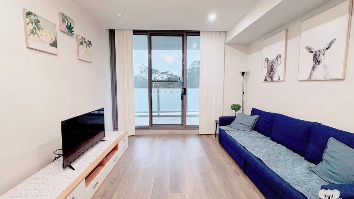 Wentworthville Apartment | KozyGuru | Wentworthville | 2 Bed 2 Bath Apt