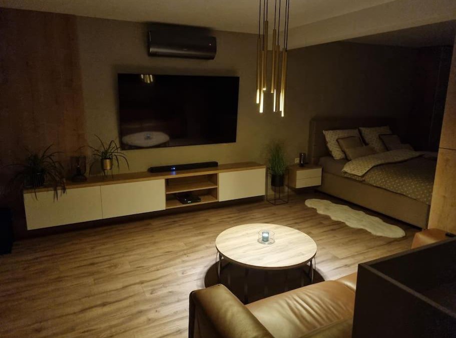 Banska Bystrica District Apartment | Krásný apartman s vybavením a bezplatným parkovanim