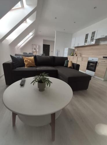 Nove Zamky Apartment | Krásny nový mezonetový apartmán
