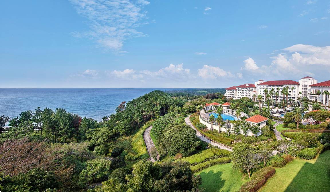 Jungmun Hotel | 264 m² Hotel ∙ 2 bedrooms ∙ 127 guests