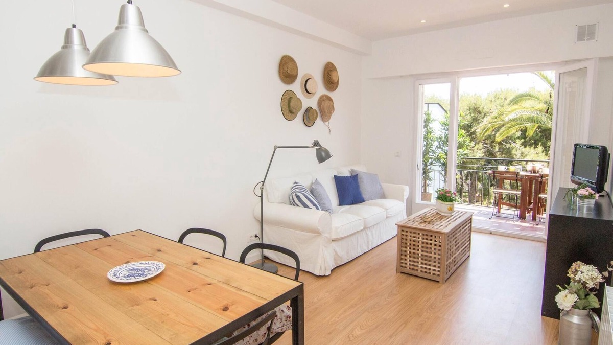 Sitges Apartment | KRABI BEACH BY BLAUSITGES Fantastic fully renovated apartment in Sitges.