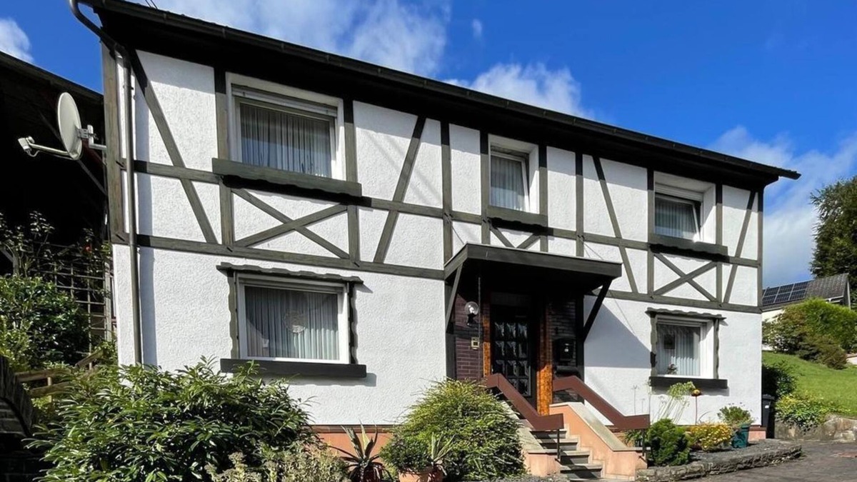 Hausen House | Kramer vacation home - charming retro-style vacation home in the Wiedtal valley