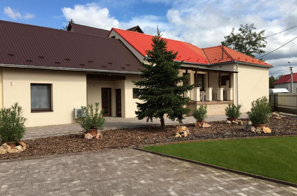 Kisvarda Bed & Breakfast | Kristály apartmanok