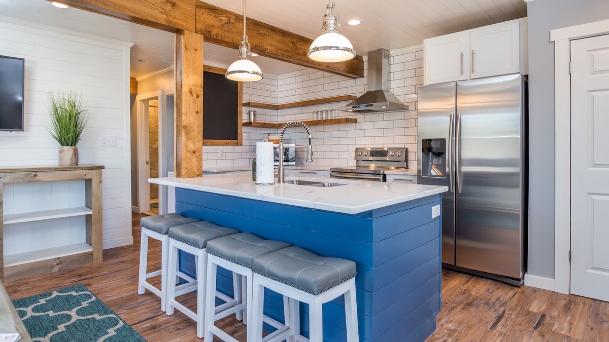 Midtown Ocean City Condo | Kristy Greg Unit 3 - Unique coastal retreat . Ocean Block!