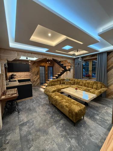 Zakopane Ski Chalet | Kryjówka pod Reglami
