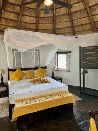 Maruleng Cabin | Ku Sungula Safari Lodge