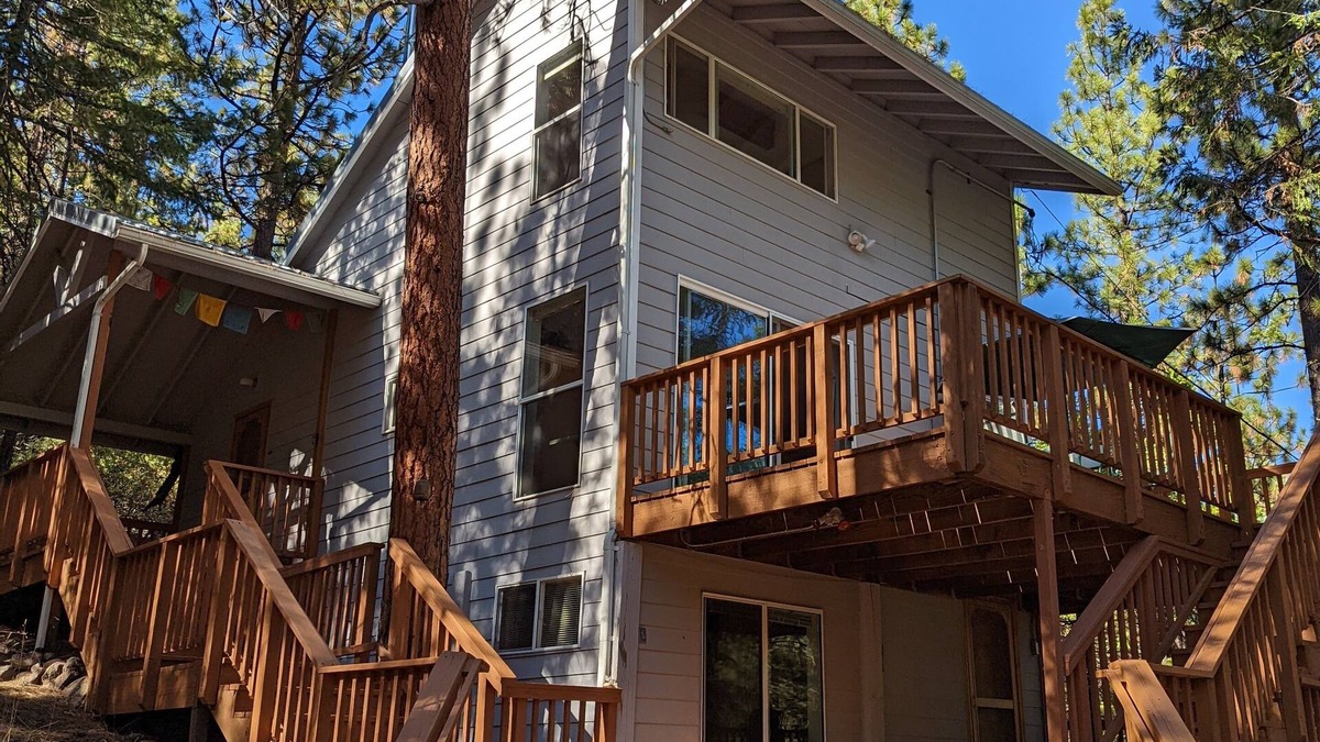 Weed Cottage | Kuan Yin Cottage at Healing Waters of Shasta