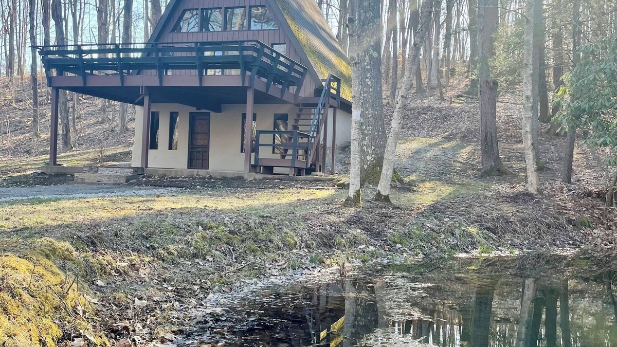 Jefferson Township Cabin | Kuhntown Kabin Laurel Highlands Hidden Valley Seven Springs Somerset