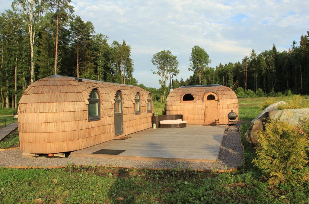 Kuusalu Parish House | Kuldallika igloo house and iglusauna