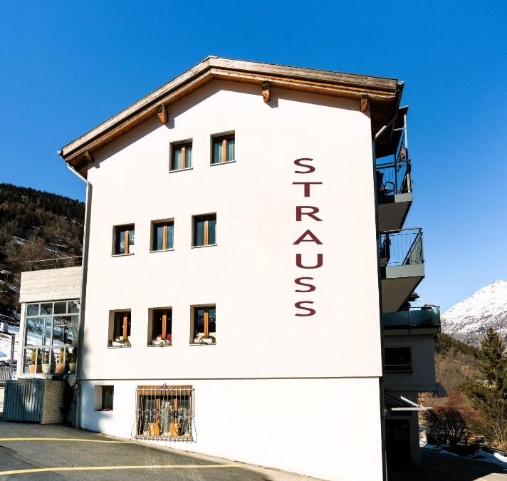 Fiesch Hotel | Kulinarik & Geniesser Hôtel STRAUSS