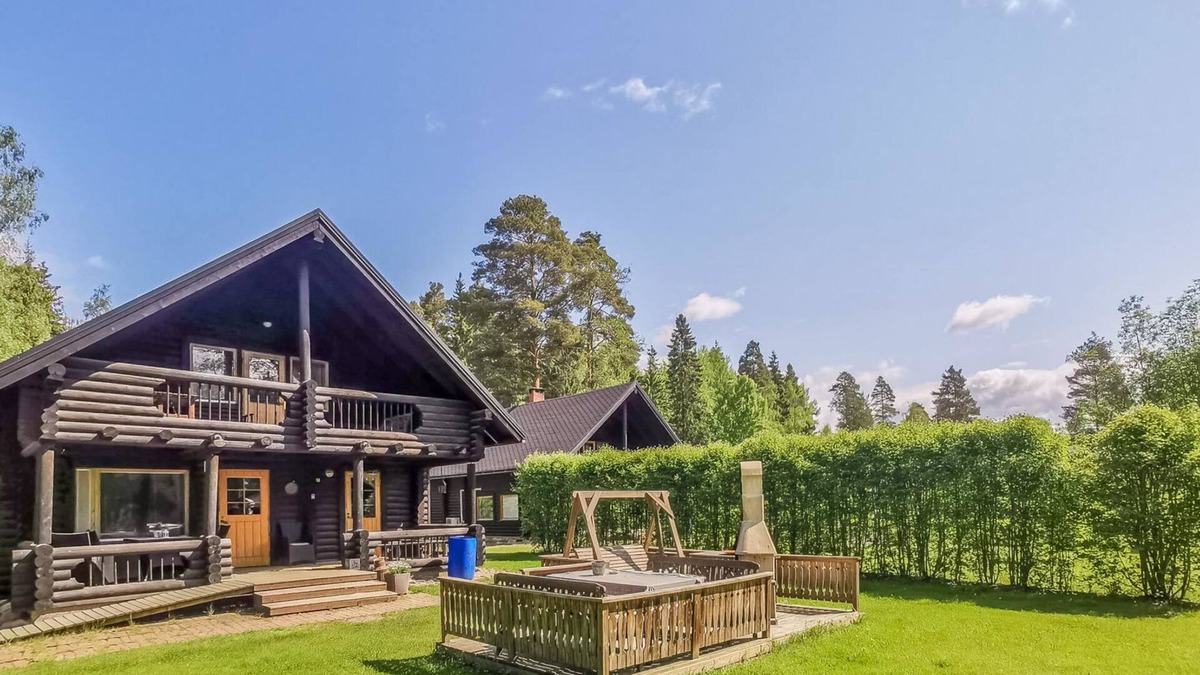 Ylojarvi House | Kultakartano by Interhome