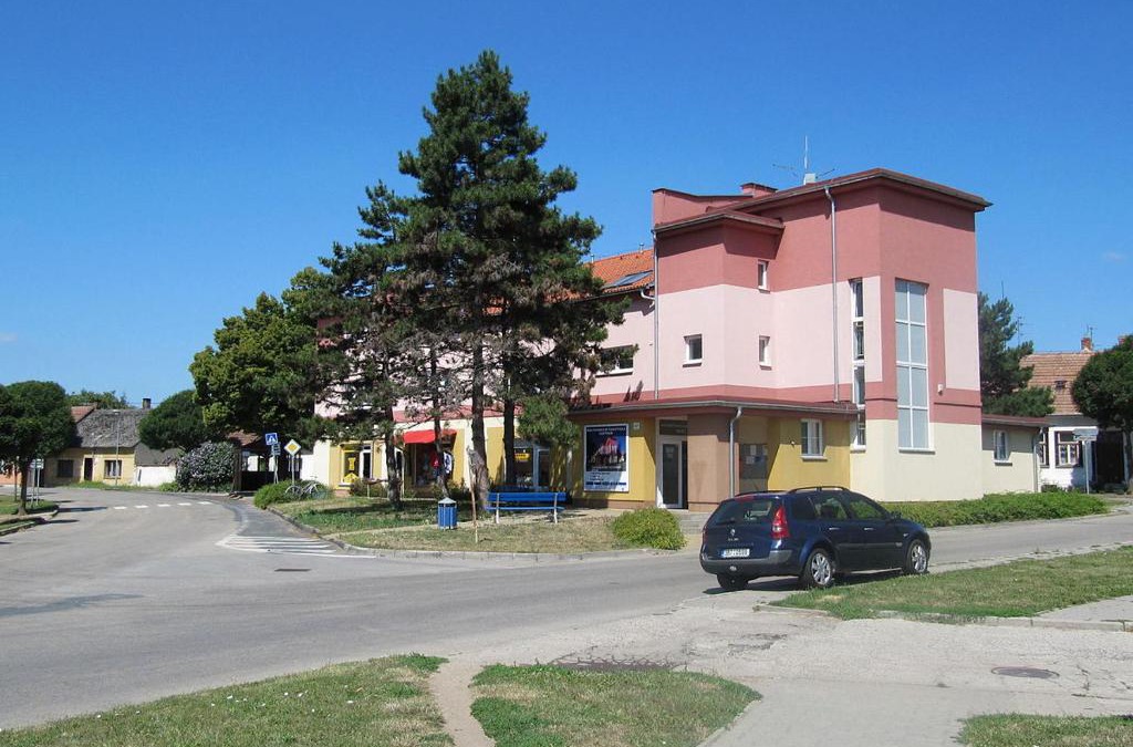 Sedlec House | Kulturně Společenské Centrum