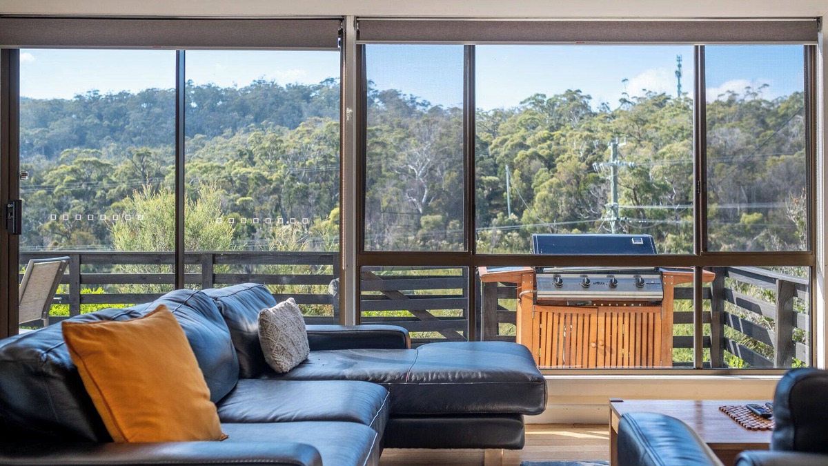 Coles Bay House | Kunzea - Freycinet Holiday Houses
