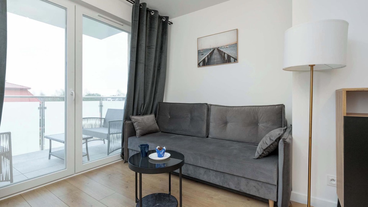 Jastrzebia Gora Apartment | Kuracyjna 15A | Large Apartment | Parking | Desk