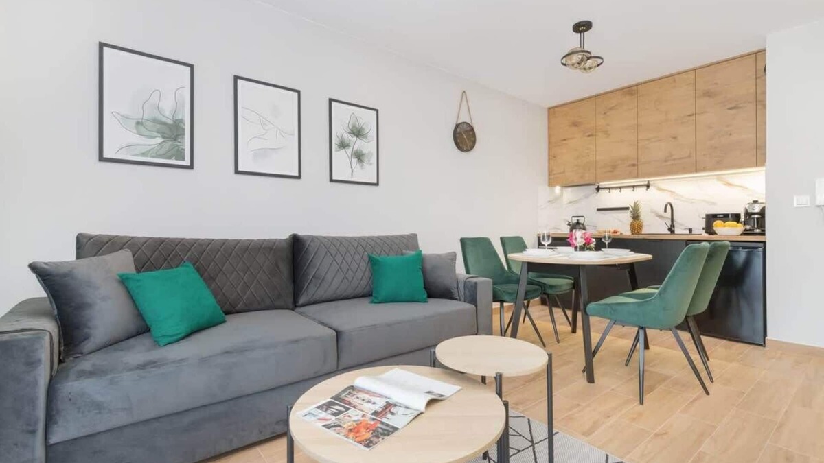 Jastrzebia Gora Apartment | Kuracyjna 15A | Modern Apartment | Balcony