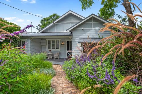 Kurrajong House | Kurrajong Holiday House - Family