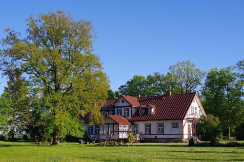 Poltsamaa Parish House | Kursi Summer Manor