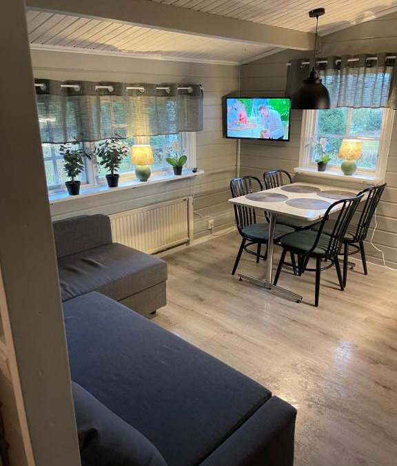 Sjotofta House | Kvarnsjöns Naturcamping Stuga 3