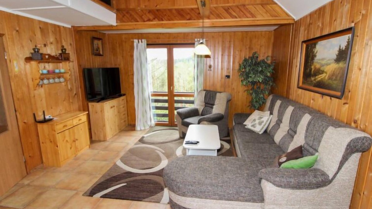 Krasna Lipa House | Kyjov u Krásné Lípy by Interhome