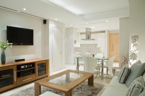 Victoria and Alfred Waterfront Apartment | Kylemore 405 B